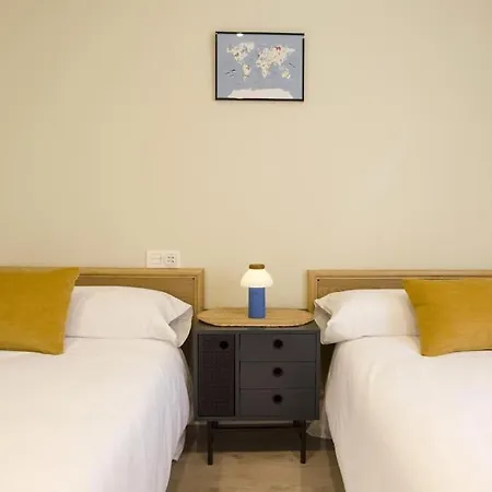 Bilbao Costa Iii By Aston ゲチョ